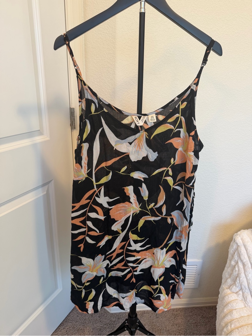 Roxy Tropical Floral Sleeveless Mini Dress or Cover Up Black Peach Medium